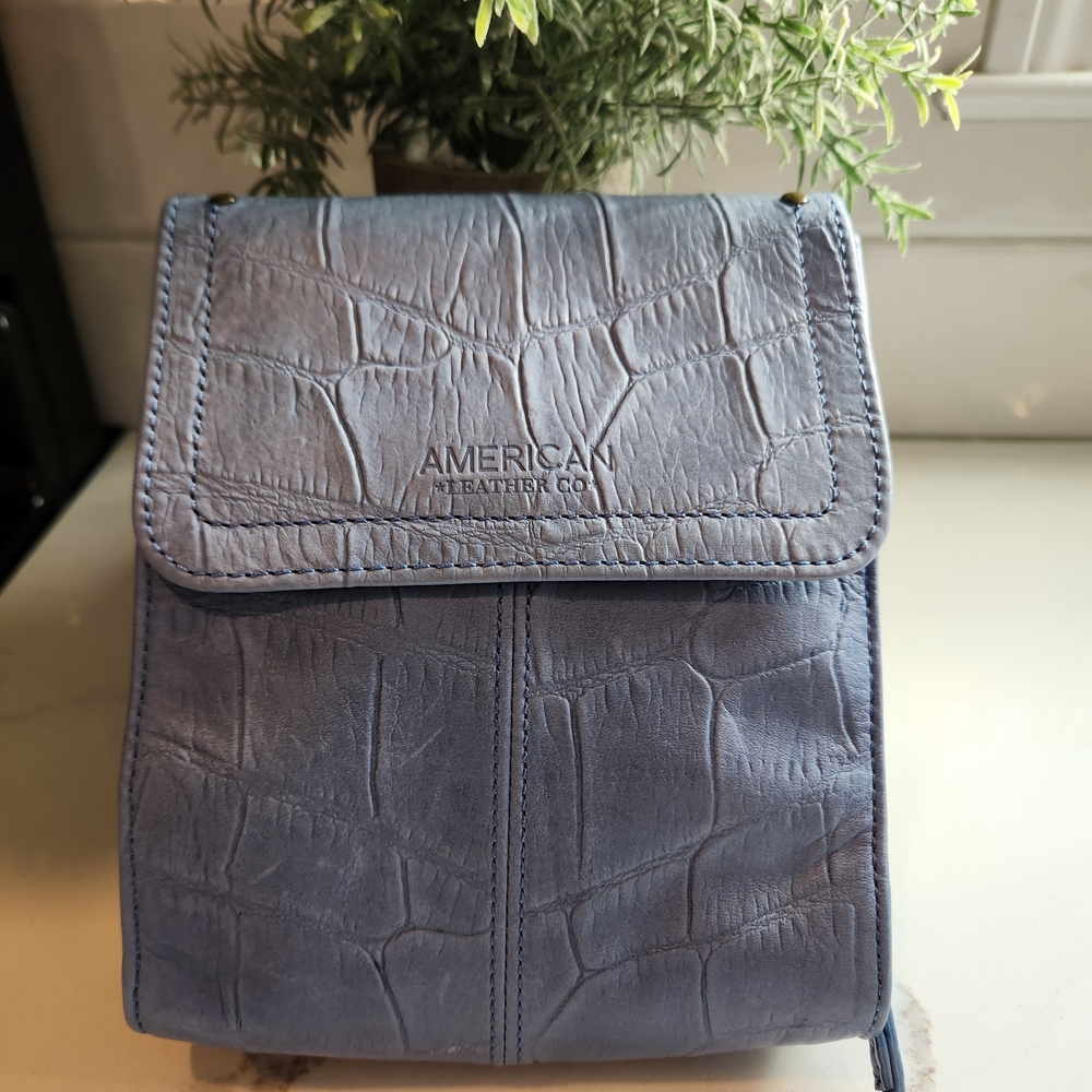 American Leather Co. Blue Croc-Embossed Crossbody Bag NWT - Picture 15 of 15